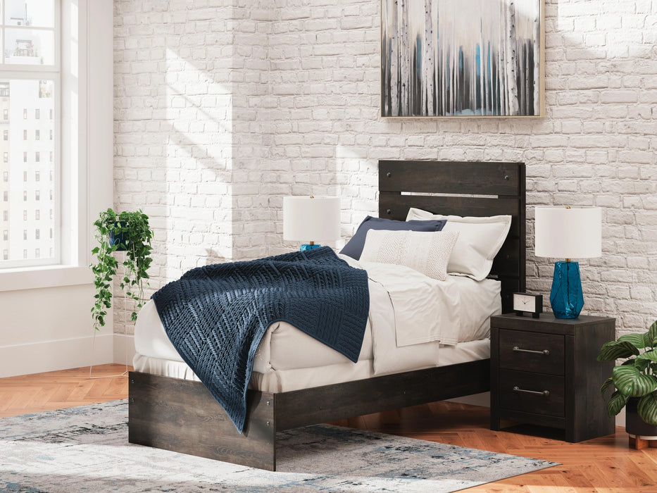 Five Star Furniture - Hollivern Bed
