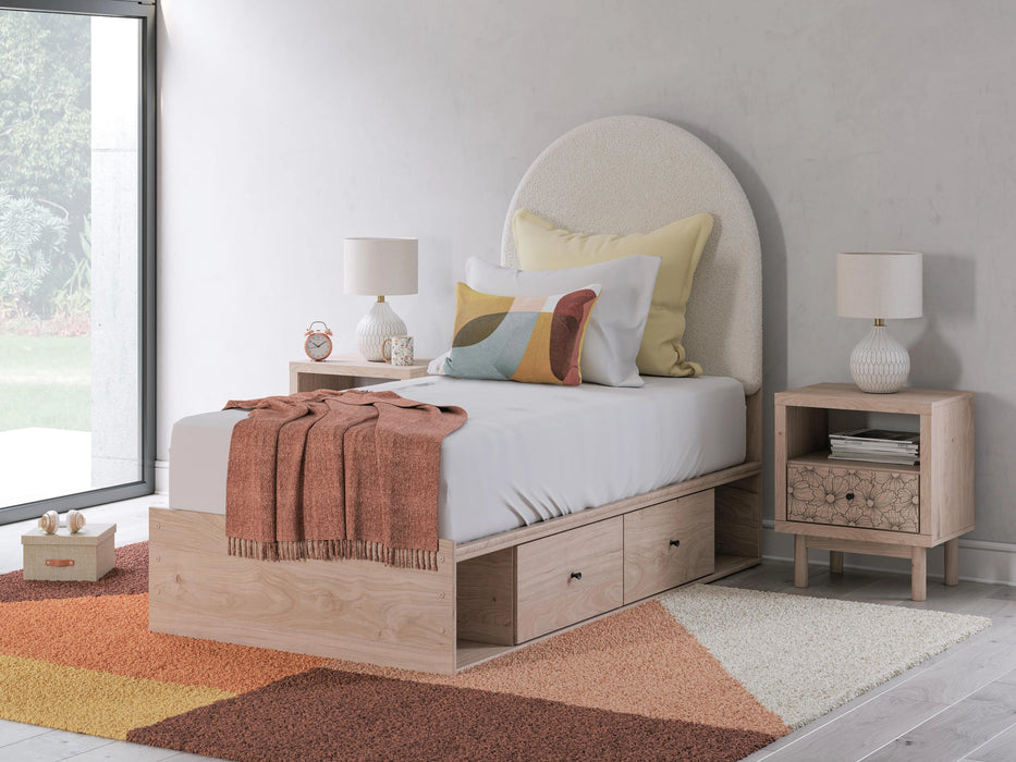 Five Star Furniture - Arloster Upholstered Bed