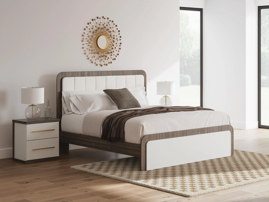 Five Star Furniture - Kendanport Upholstered Bed