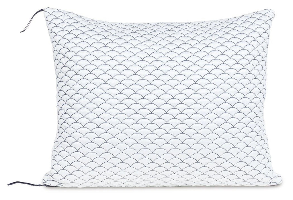 Five Star Furniture - DreamCloudTM Classic / Pillow (Set of 4)