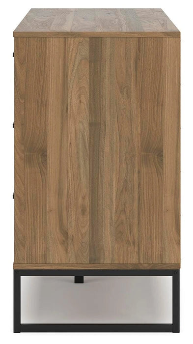 Five Star Furniture - Deanlow Bedroom Package