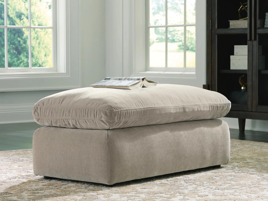 Five Star Furniture - Maxton Heights Ottoman