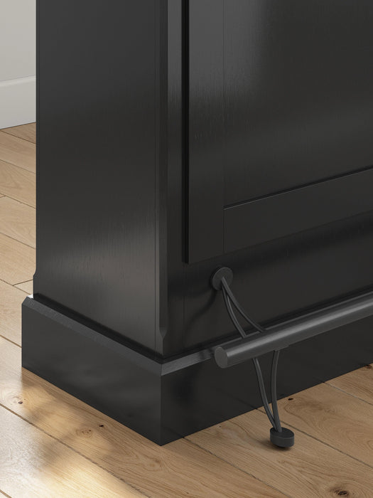 Five Star Furniture - Wildenauer 78" Bar