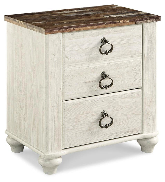 Five Star Furniture - Willowton Panel Bed with Mirrored Dresser & 2 Nightstands