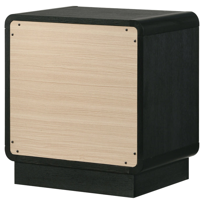 Five Star Furniture - Cavelle Nightstand