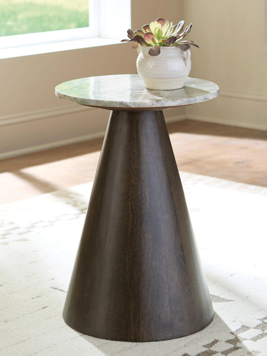 Five Star Furniture - Waltnor Accent Table