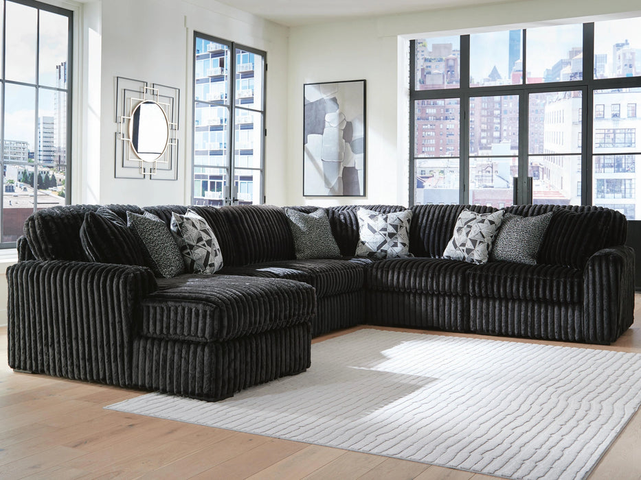 Five Star Furniture - Midnight-Madness Sectional with Chaise - Onyx