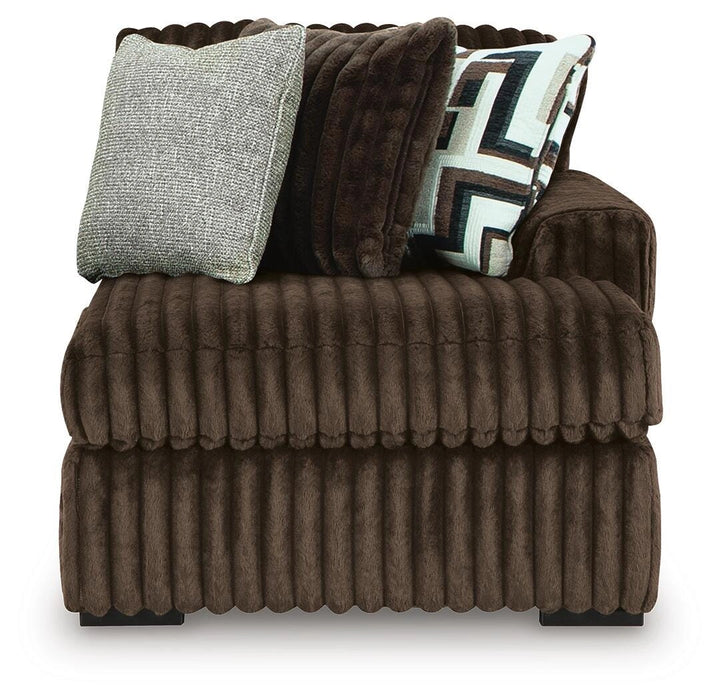 Five Star Furniture - Midnight-Madness Sectional with Chaise