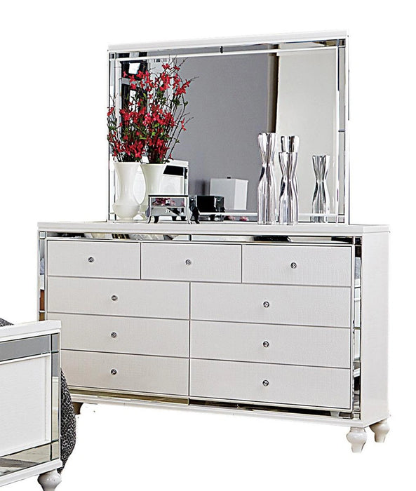 Five Star Furniture - Alonza 9 Drawer Dresser in White 1845-5