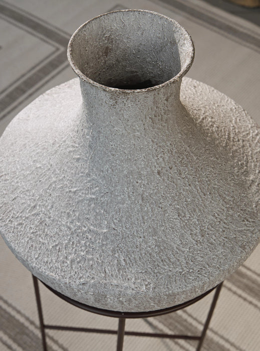 Five Star Furniture - Estonbank Vase
