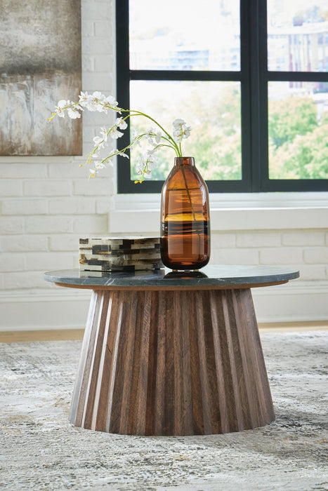 Five Star Furniture - Ceilby Accent Coffee Table